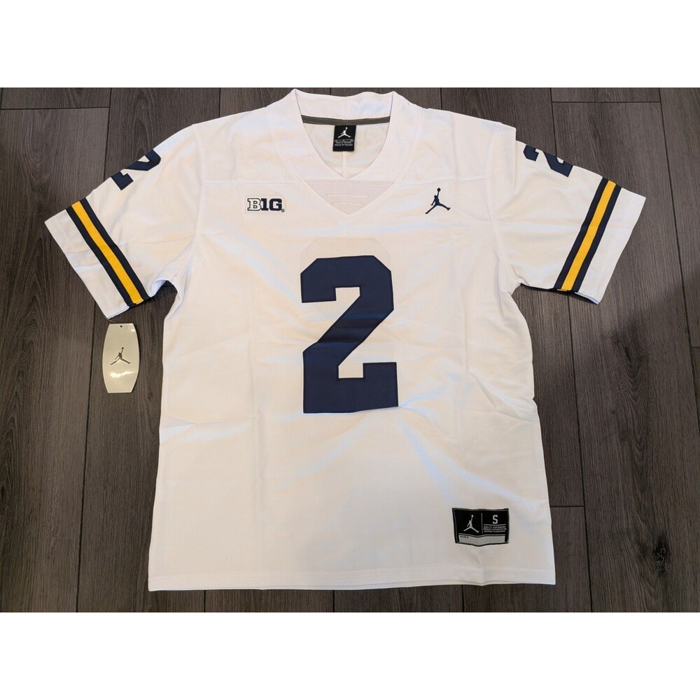 Blake Corum #2 Michigan Wolverines White Football Jersey Men's Small - Picture 5 of 5